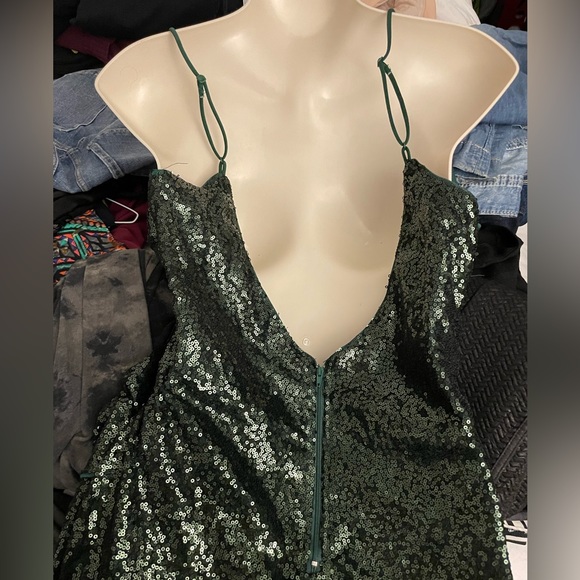 Emerald green sequins dress - Picture 2 of 6